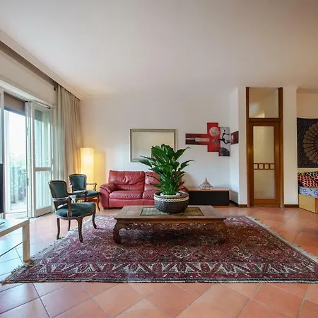 아파트 Casa Ciuciu